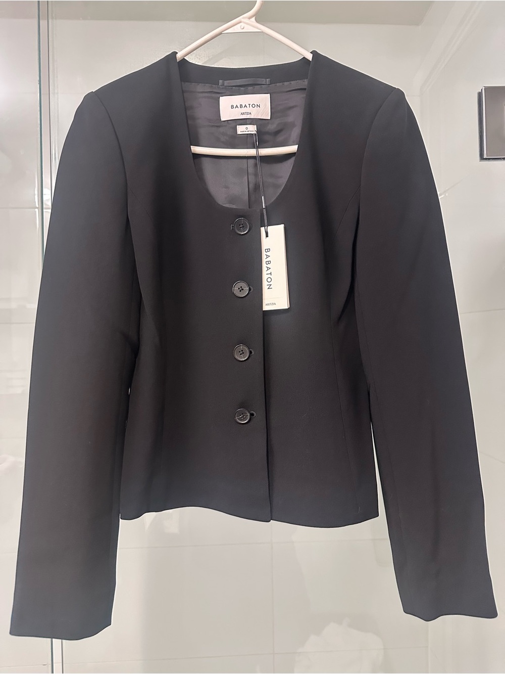 Babaton Elm Black Scoop-Neck Tailored Blazer